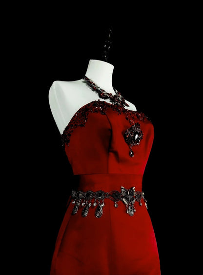 Vintage Abschlussballkleider Meerjungfrau Rot Trägerlos mit Perlenstickerei 1970er Lang Abendkleid N2699
