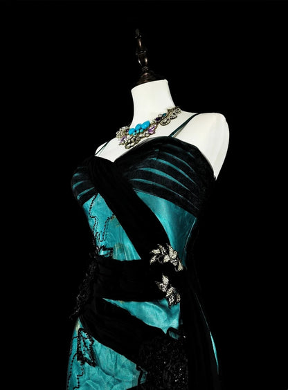 Robe de bal longue vintage années 1960, sirène, bretelles spaghetti, tulle noir, satin vert, sans manches, N1585