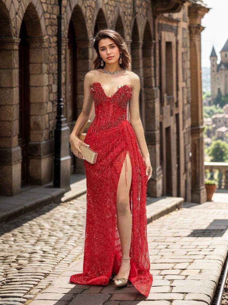 Rotes, trägerloses Pailletten-Abendkleid mit Perlenfransen an der Taille und hohem Schlitz für Damen AB1546