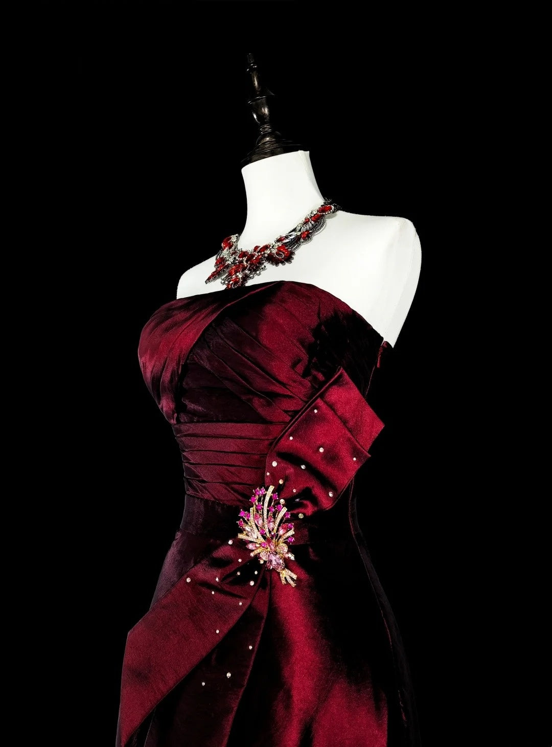 Vintage Prom Aesthetic Dresses A line Strapless Burgundy Satin With Beading Long Formal Dress N3065