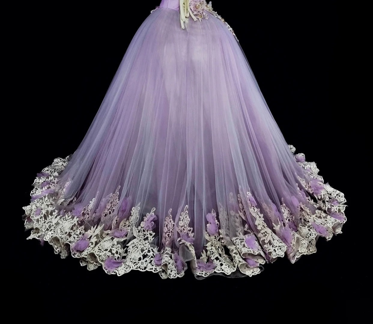 Vintage Ballkleider Abschlussballkleid Trägerlos Lila mit 3D-Applikationen 2000er Jahre Langes Partykleid N2380
