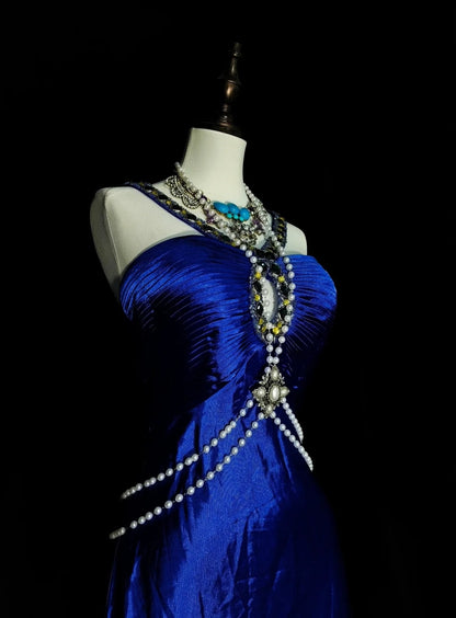 Robe de bal longue vintage années 80, coupe trapèze, dos nu, en satin bleu roi, sans manches, référence N1433