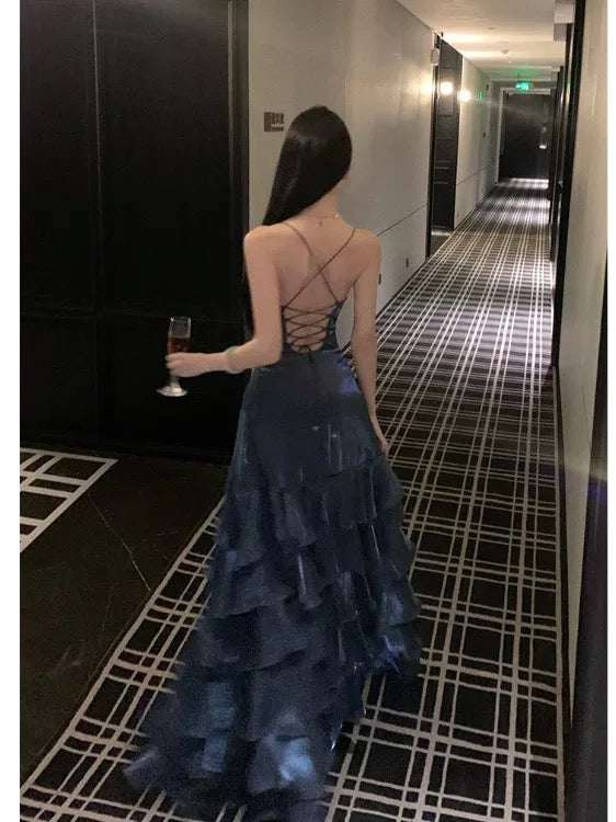Robe de bal longue sirène chic à bretelles spaghetti et fente bleu marine N700