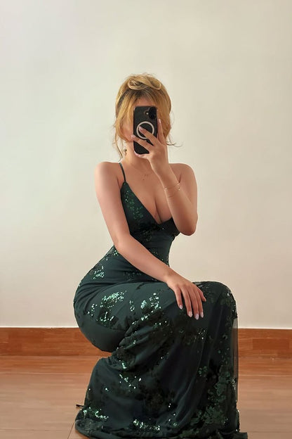 Robe de bal intemporelle vert foncé à fines bretelles, sans manches, coupe sirène, col en V et laçage au dos AB1586