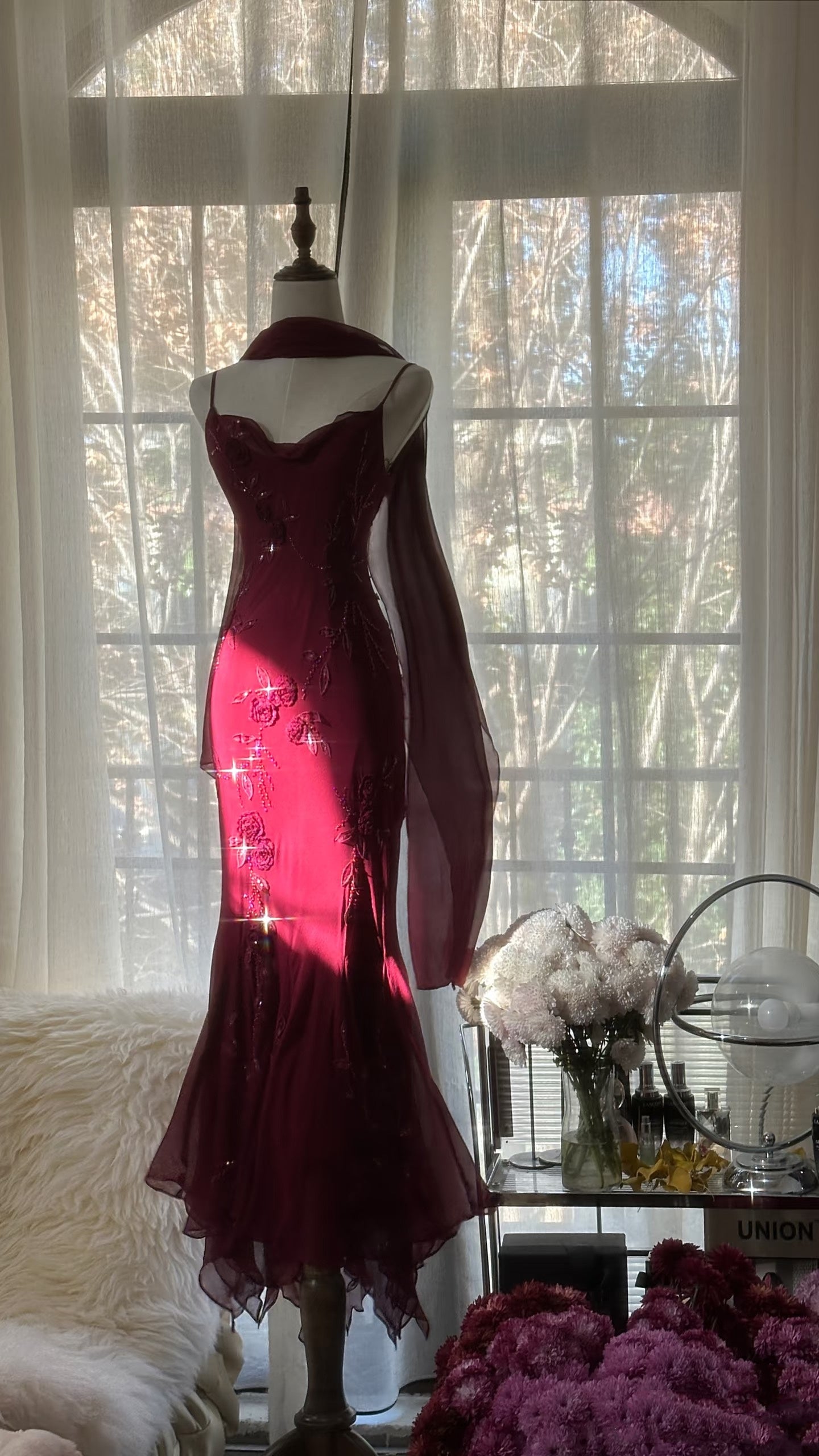 Elegante Meerjungfrau Spaghettiträger Burgund Chiffon Ballkleider Inspiration Trendy Abendkleider Formelle Party Ballkleid B374