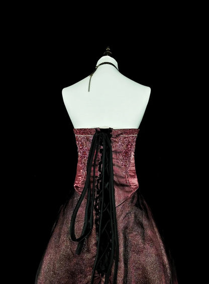 Vintage-Abendkleider im Stil der 1950er Jahre: Elegantes, trägerloses, langes, braunes Ballkleid – Inspiration für formelle Anlässe (N1994)