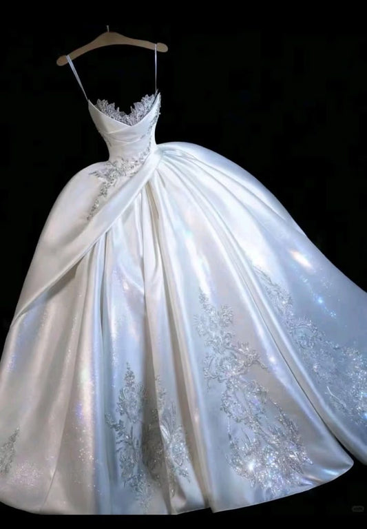 Modest Wedding Dress Ball Gown Sweetheart White Lace With Ruffled Floor Length Bridal Gown RC1412
