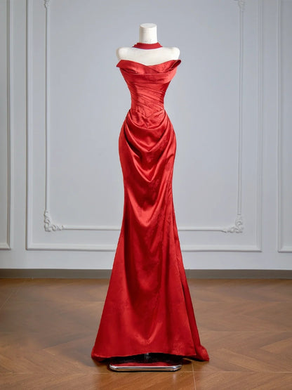 Robe de bal sirène flatteuse sans bretelles en satin rouge avec foulard, robe de soirée longue, robe de fête d'anniversaire formelle N383