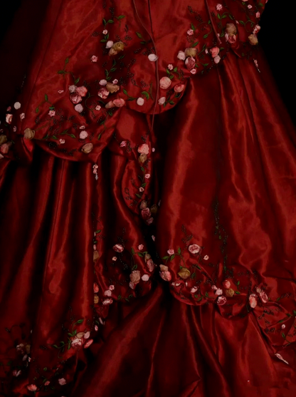 Robe de bal élégante en satin rouge foncé asymétrique avec volants à étages, robes de soirée longues, robes de bal de fin d'année N2241