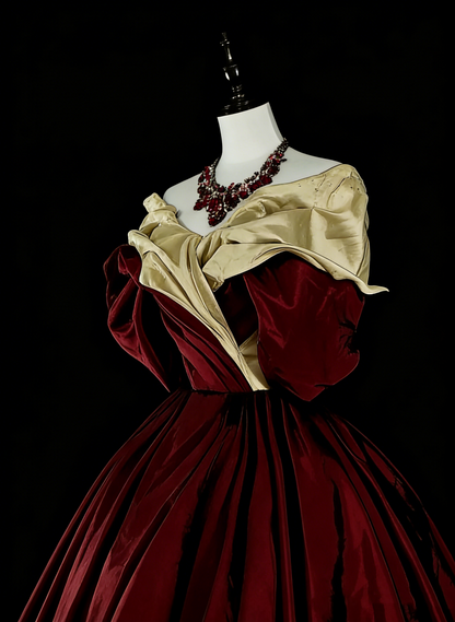 Robe de bal vintage années 1760, épaules dénudées, satin bordeaux plissé, longue, N1595