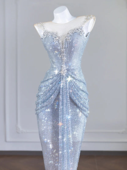 Robe de bal longue sirène à paillettes argentées et perles, col rond, style sirène, idéale pour les fêtes et les anniversaires (N406)