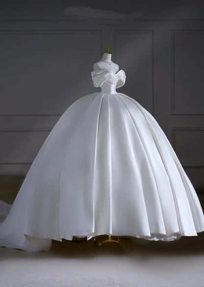 Timeless Wedding Dresses Ball Gown Off The Shoulder Satin Pleated Brides Dress Court Train Fitted Long Bridal Gowns AB2524