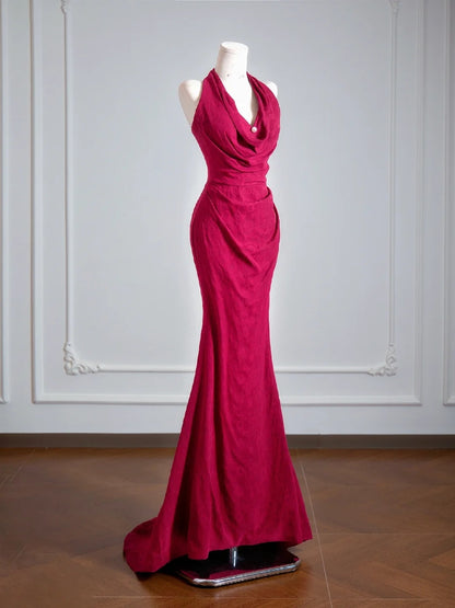 Robe de bal longue fuchsia sirène flatteuse à col halter, idéale pour les soirées formelles et les fêtes d'anniversaire (N384)