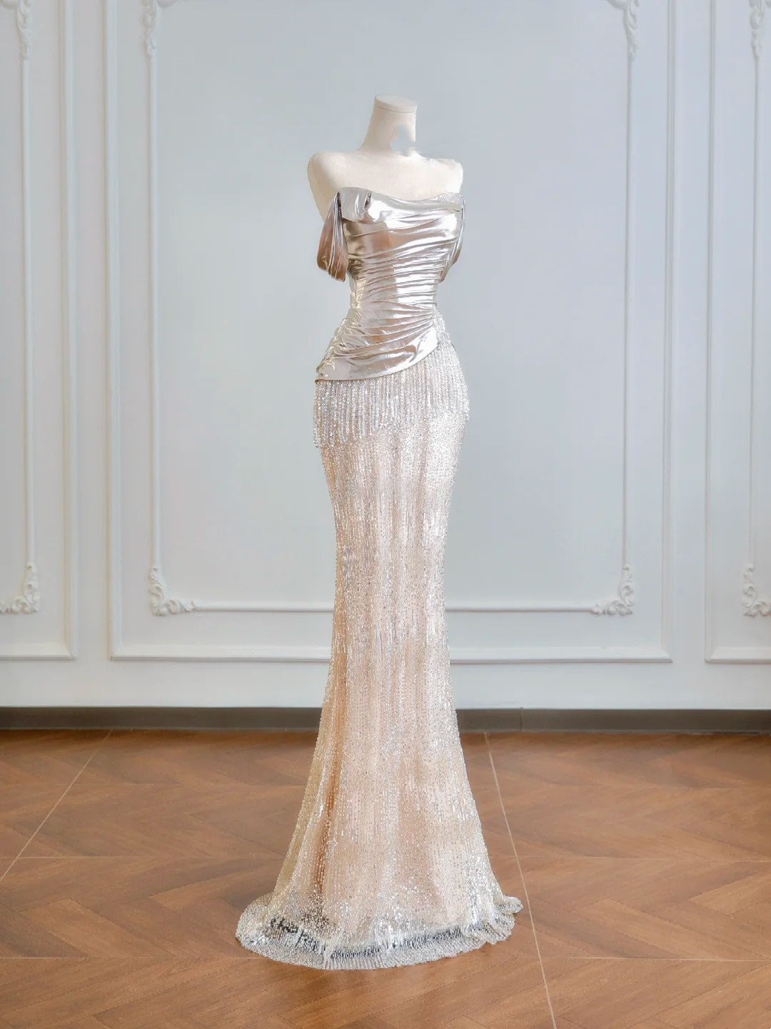 Robe de bal longue sirène scintillante à épaules dénudées et sequins champagne, idéale pour un 18e anniversaire (N389)