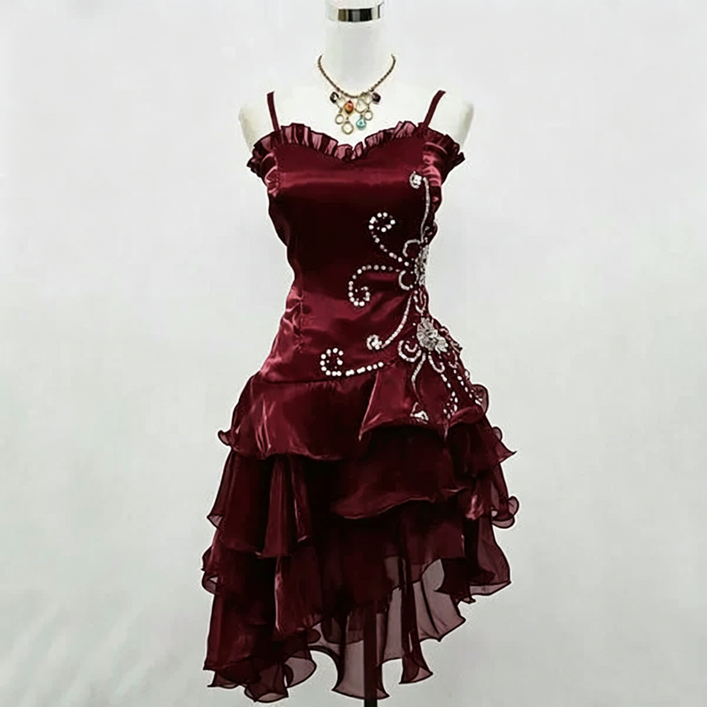 Süßes Ballkleid Spaghettiträger Burgund Kleines Schwarzes Organza Mit Silberperlen Partykleid Heimkehrkleider N3907