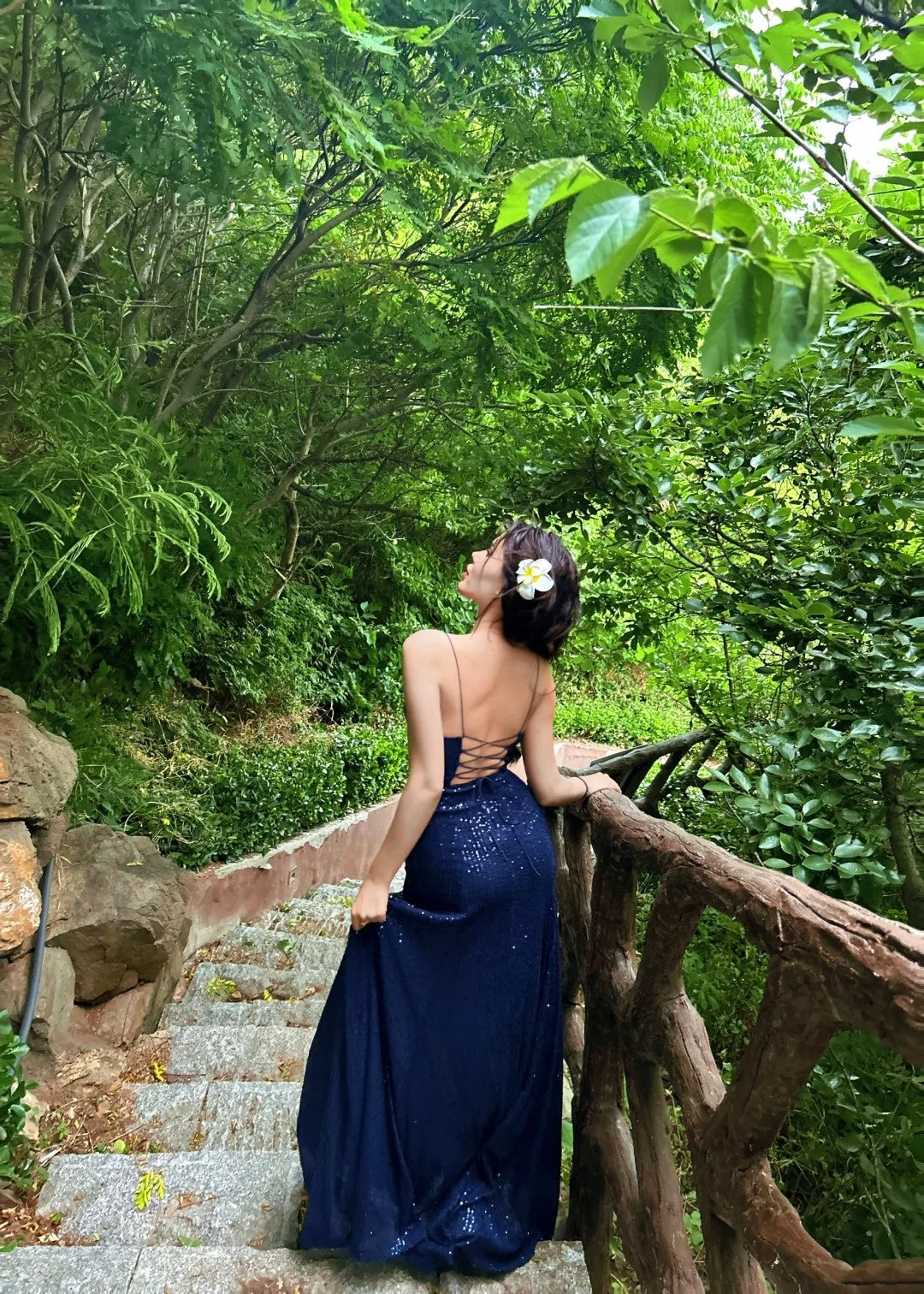 Sexy marineblaues, langes Meerjungfrauen-Abendkleid mit V-Ausschnitt, Schnürung und Schlitz AB640