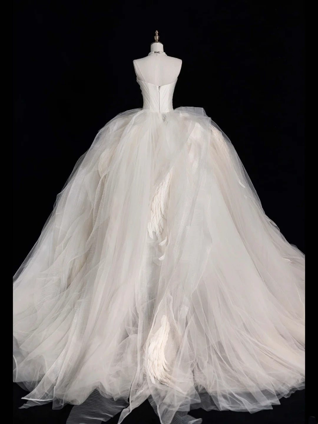 Robe de bal sobre en tulle blanc, décolleté cœur, longue robe de mariée féérique d'automne N675
