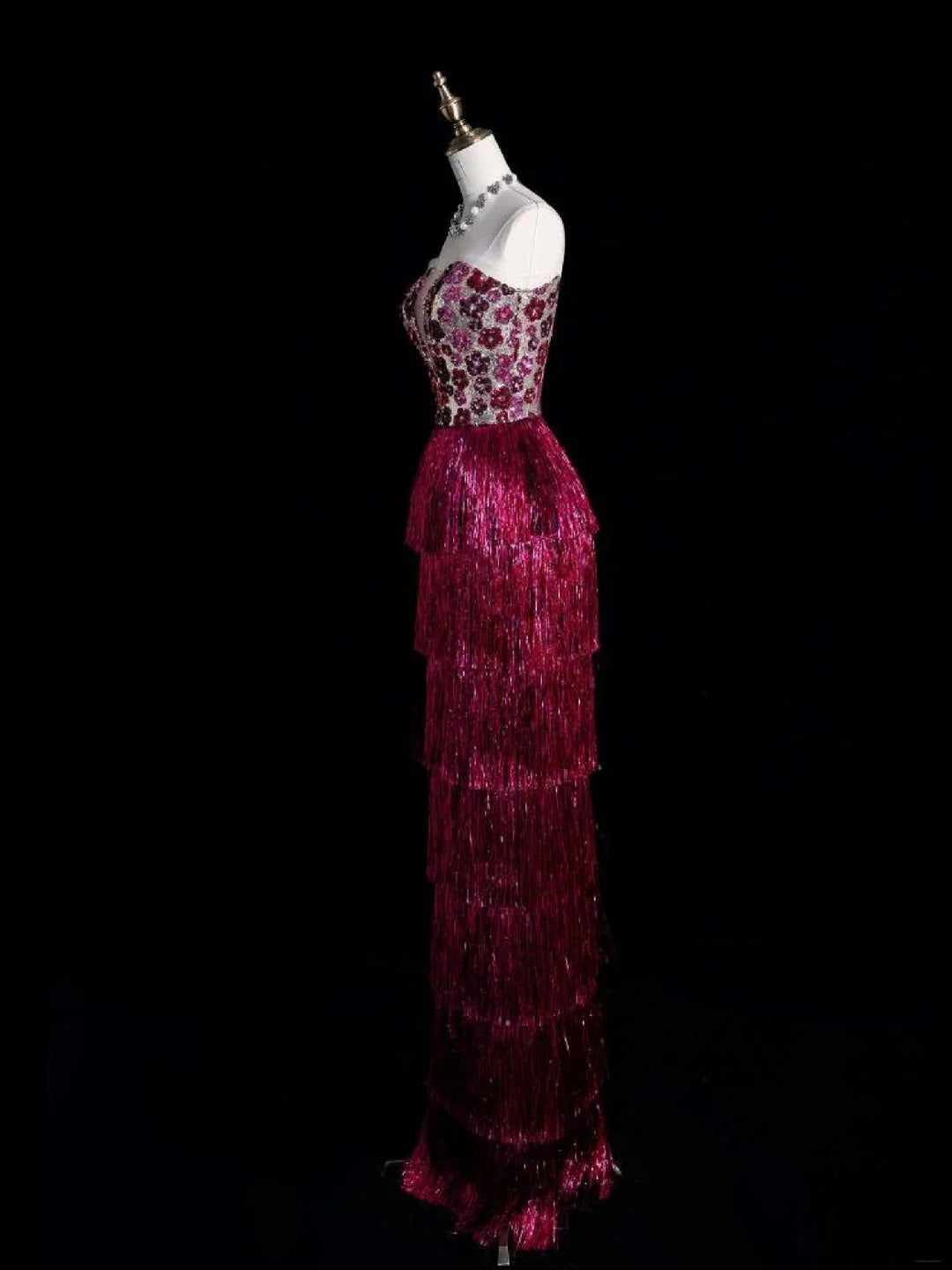 Robe de bal longue fourreau rose à sequins et pompons, sans bretelles, élégante et raffinée (N1073)