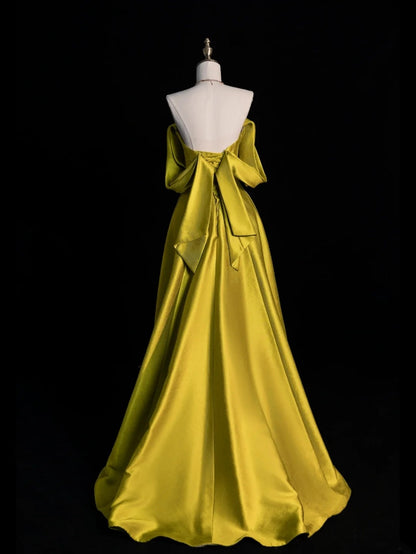 Robe de bal longue en satin vert, coupe trapèze, épaules dénudées, style sage, idéale pour les jeunes filles (N1168).