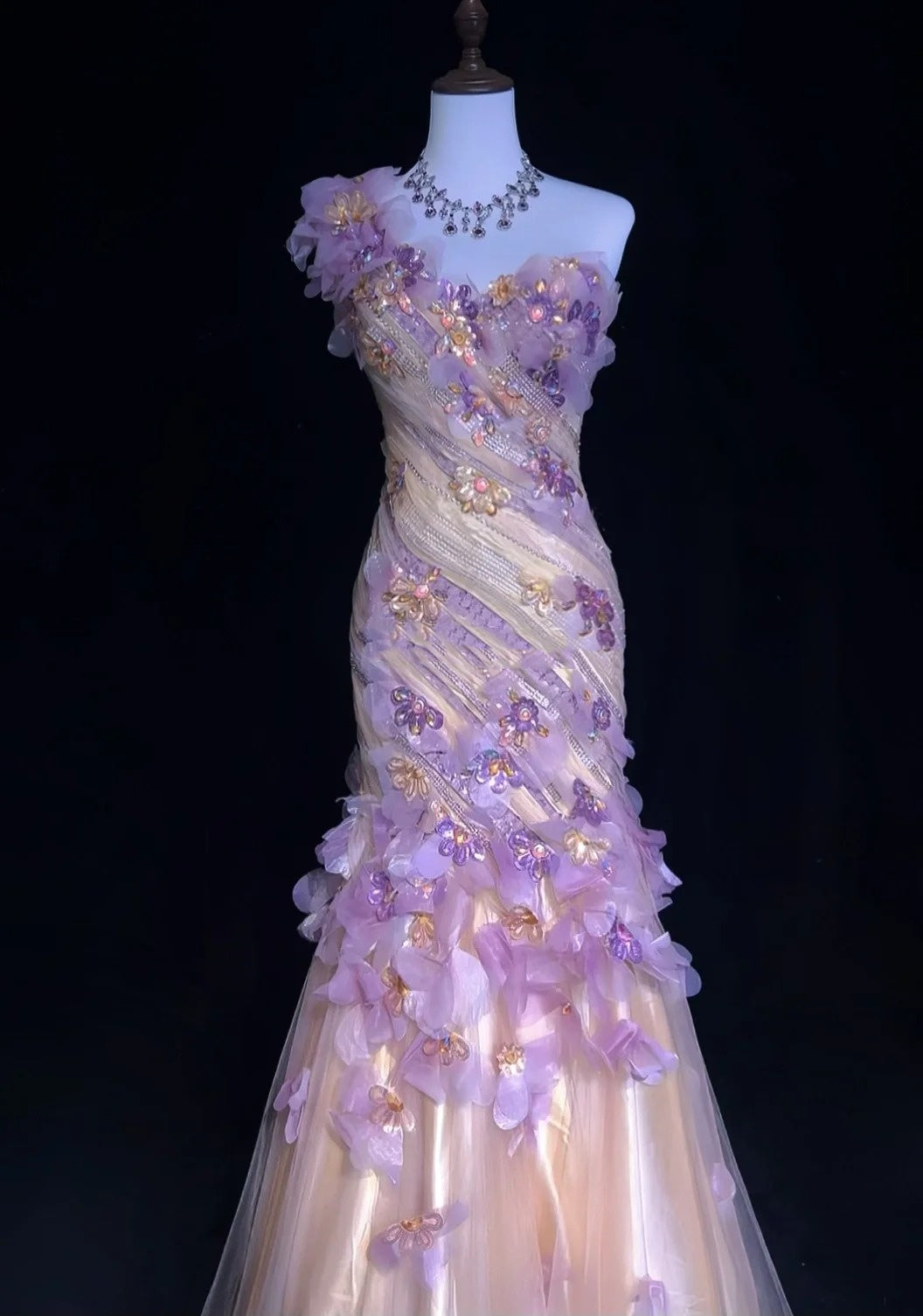 Verträumte 90er Abschlussballkleider Meerjungfrau One-Shoulder Flieder mit 3D-Blumen Formelle Abendgarderobe N3802