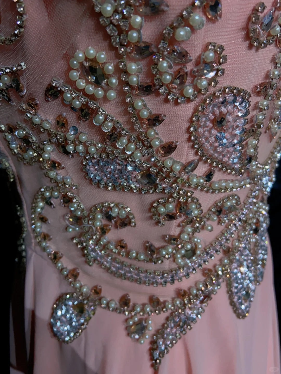 Robes de bal modestes trapèze licou en mousseline rose avec perles, longues tenues de soirée N3464