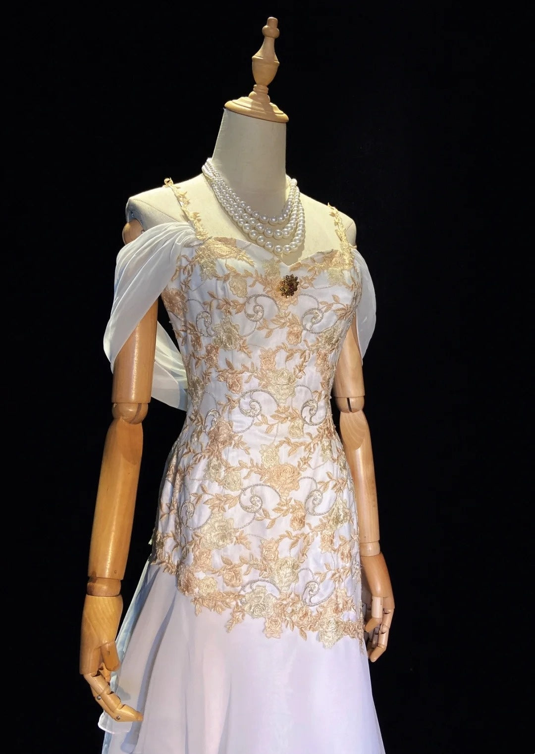 Belles robes de bal sirène à bretelles spaghetti en dentelle dorée avec manches longues robes de soirée formelles N3659