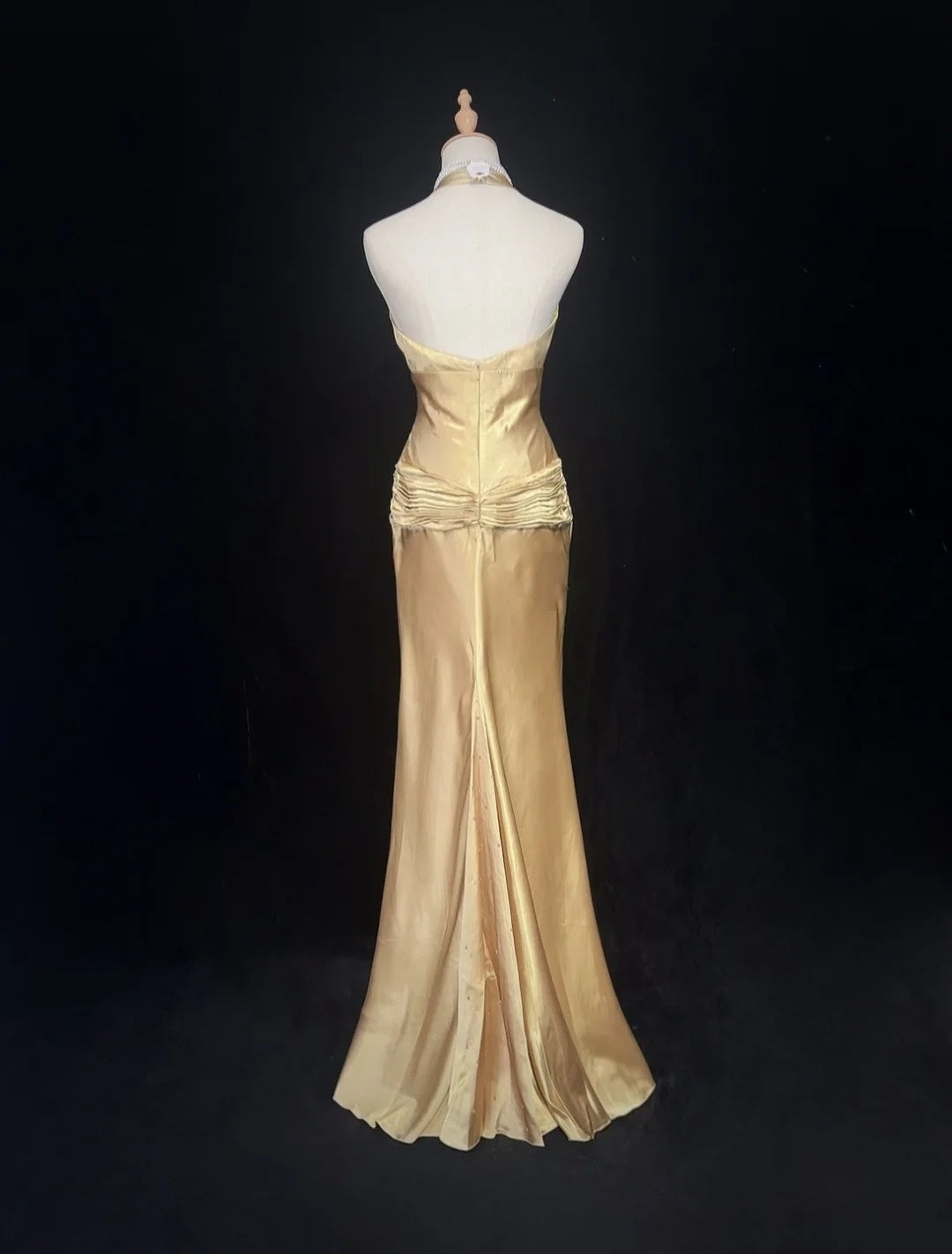Charmante Abschlussballkleider Meerjungfrau Neckholder Gold mit Perlen Lange formelle Abendkleider N3693