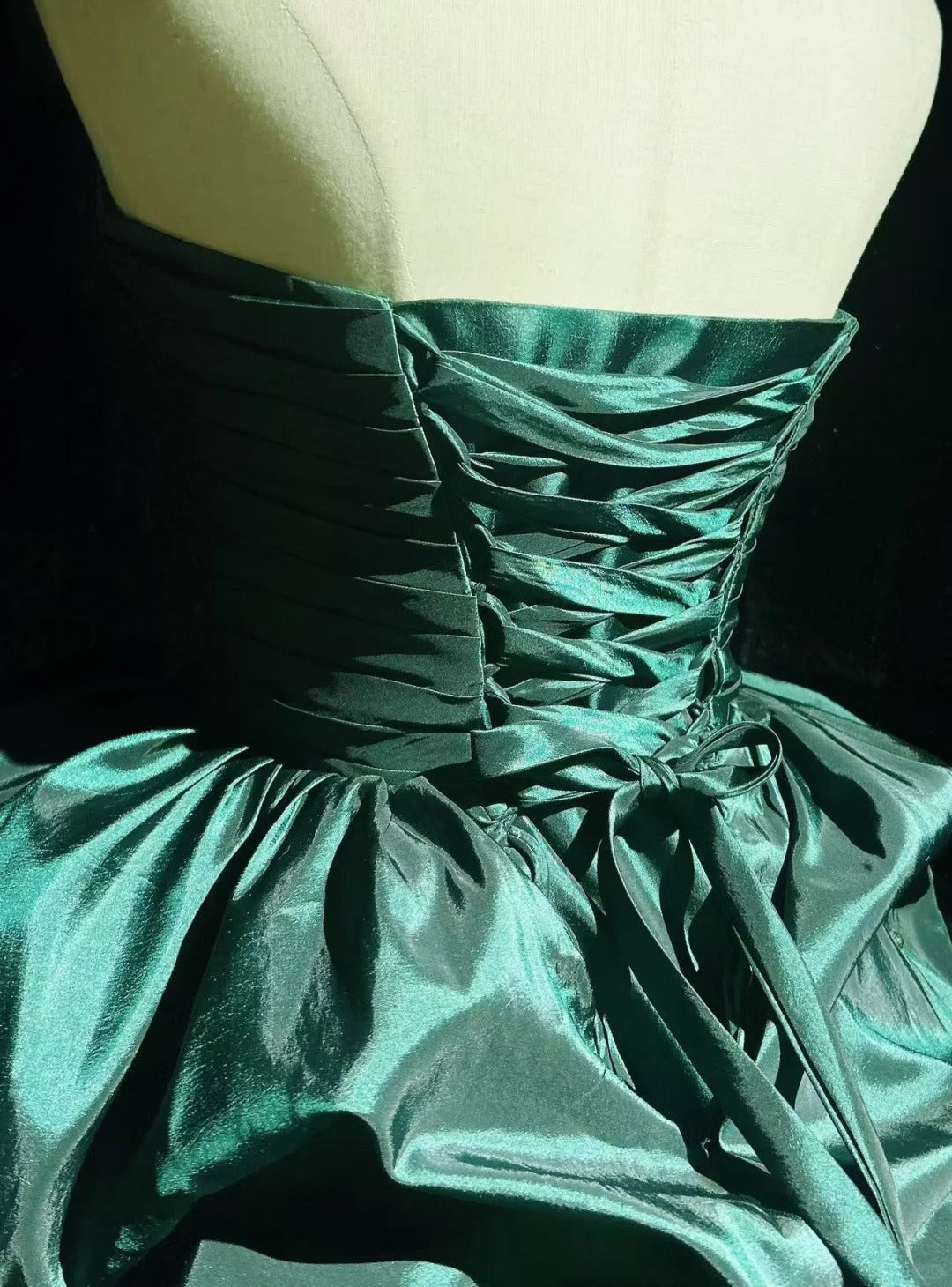 Robe de Bal Princesse Col Cœur Taffetas Vert Émeraude Foncée Robe de Soirée 18ème Anniversaire Robes de Bal de Rentrée N3805