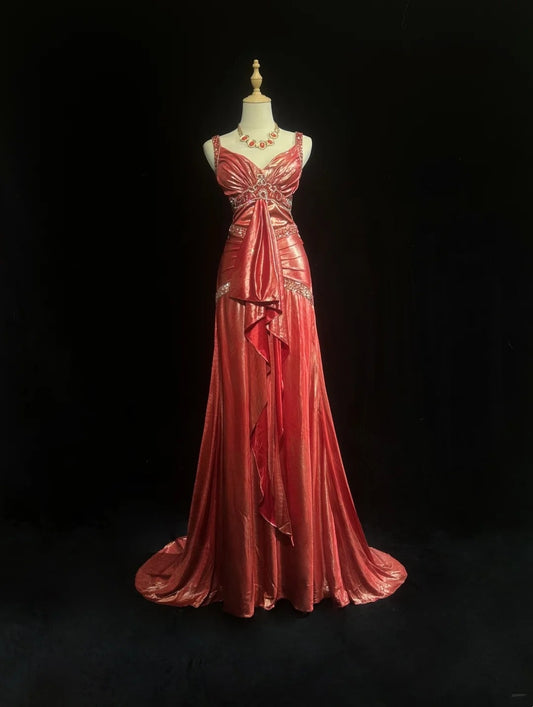 Elegantes A-Linien-Trägerkleid Koralle mit Perlenstickerei, Falten, ärmelloses langes Abendkleid mit Cape für den Abschlussball N2448
