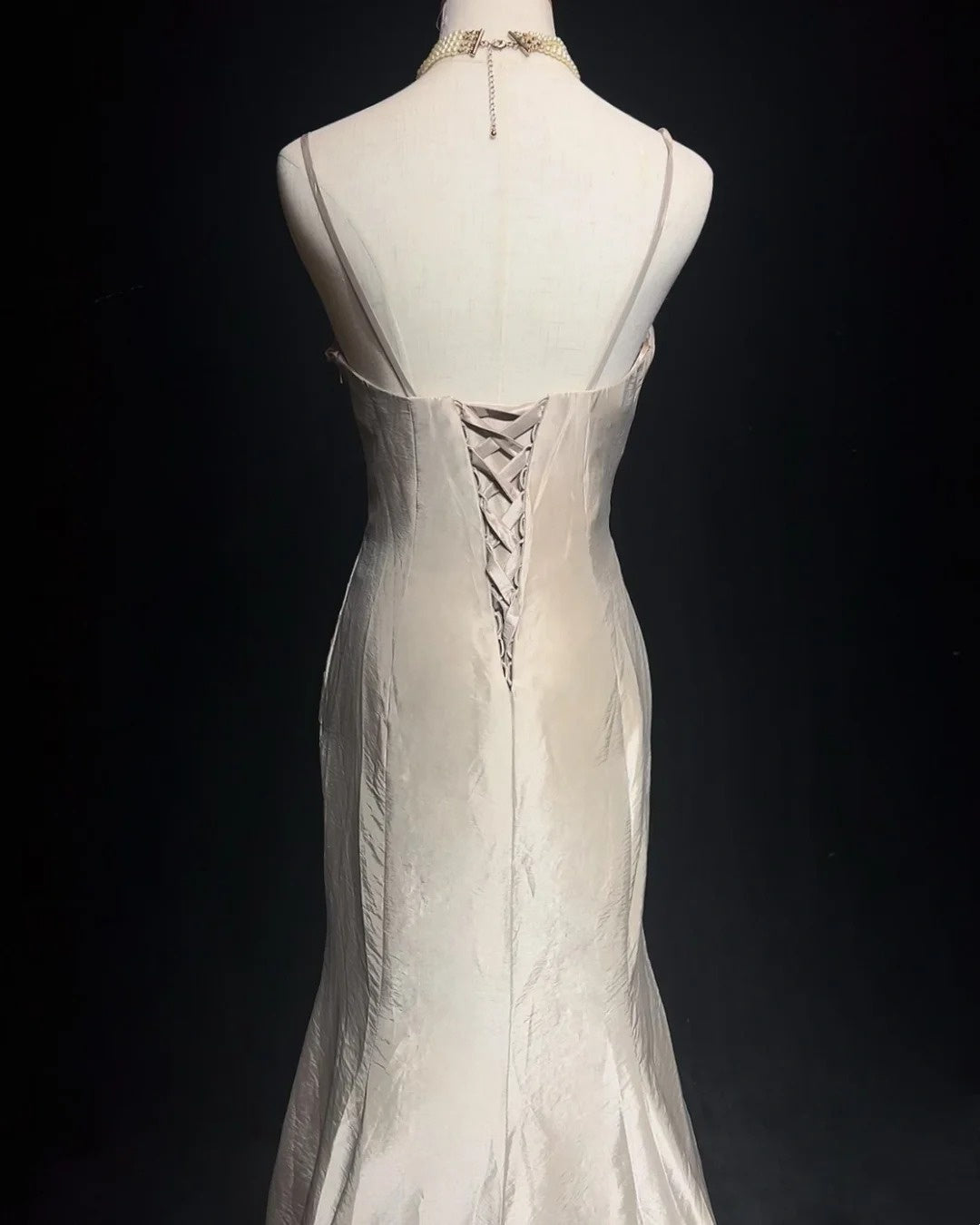 Robes de Bal Vintage Sirène Bretelles Fines Taffetas Argenté Brodé Années 90 Robe de Soirée Longue N2892