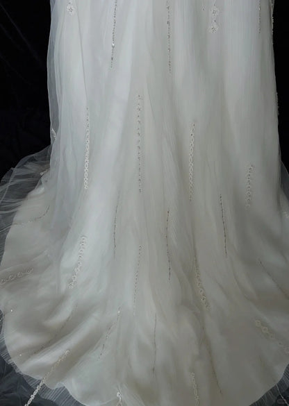 Unique Wedding Dresses A Line Spaghetti Strap White Tulle With Beading Long Bridal Gown N3646