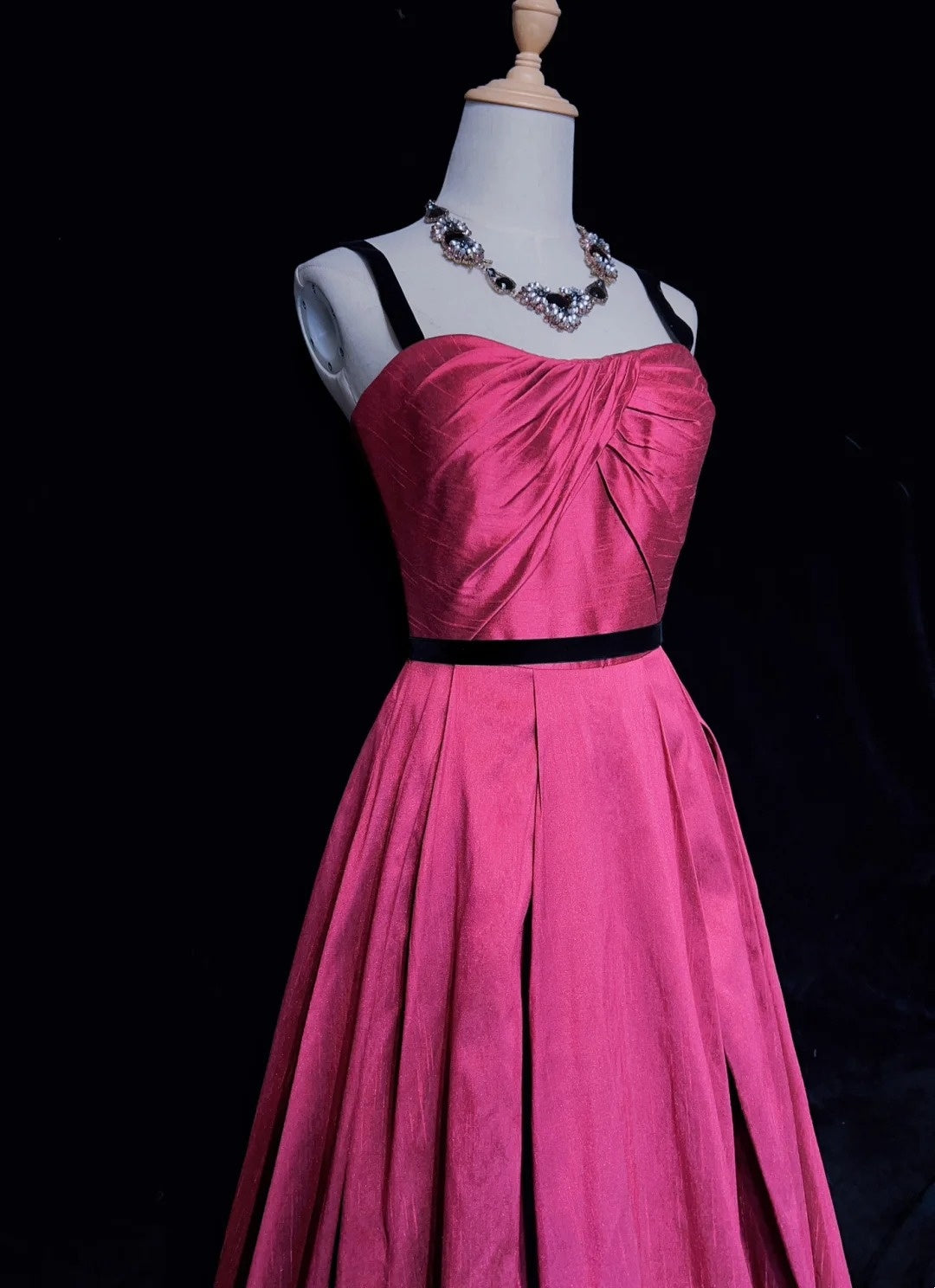 Einfache Abschlussballkleider Inspiration A-Linie Spaghettiträger Hot Pink 80er Jahre Lange Abendkleider N3387