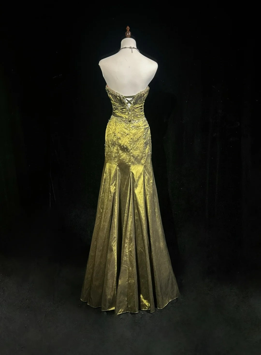 Robes de bal vintage des années 90, sirène, bustier, taffetas vert olive avec perles, longue robe de bal N3026