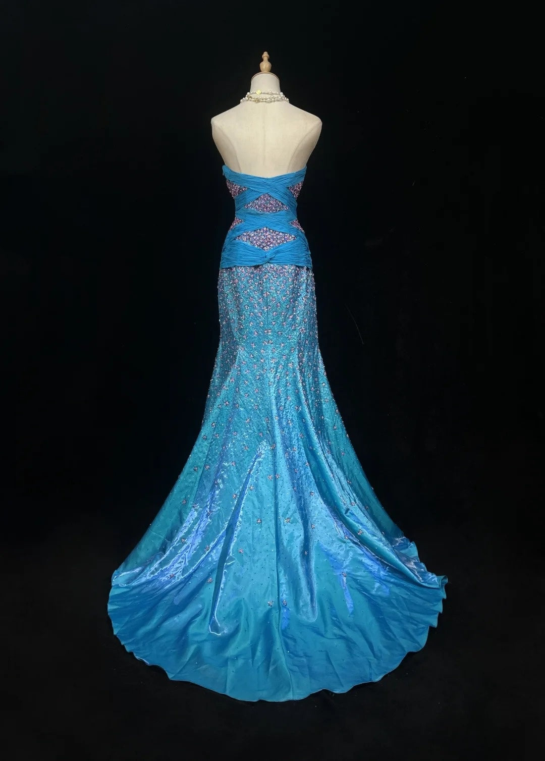 Wunderschöne Abiballkleider Meerjungfrau Trägerlos Blau mit Perlen Lang Festliches Kleid N2928