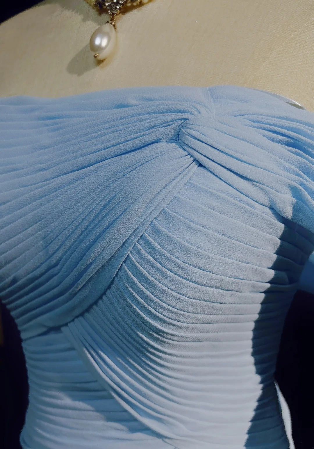 Vintage Meerjungfrau-Abschlussballkleider Schulterfrei Hellblau 70er Jahre mit Rüschen Chiffon Langes festliches Partykleid N2517