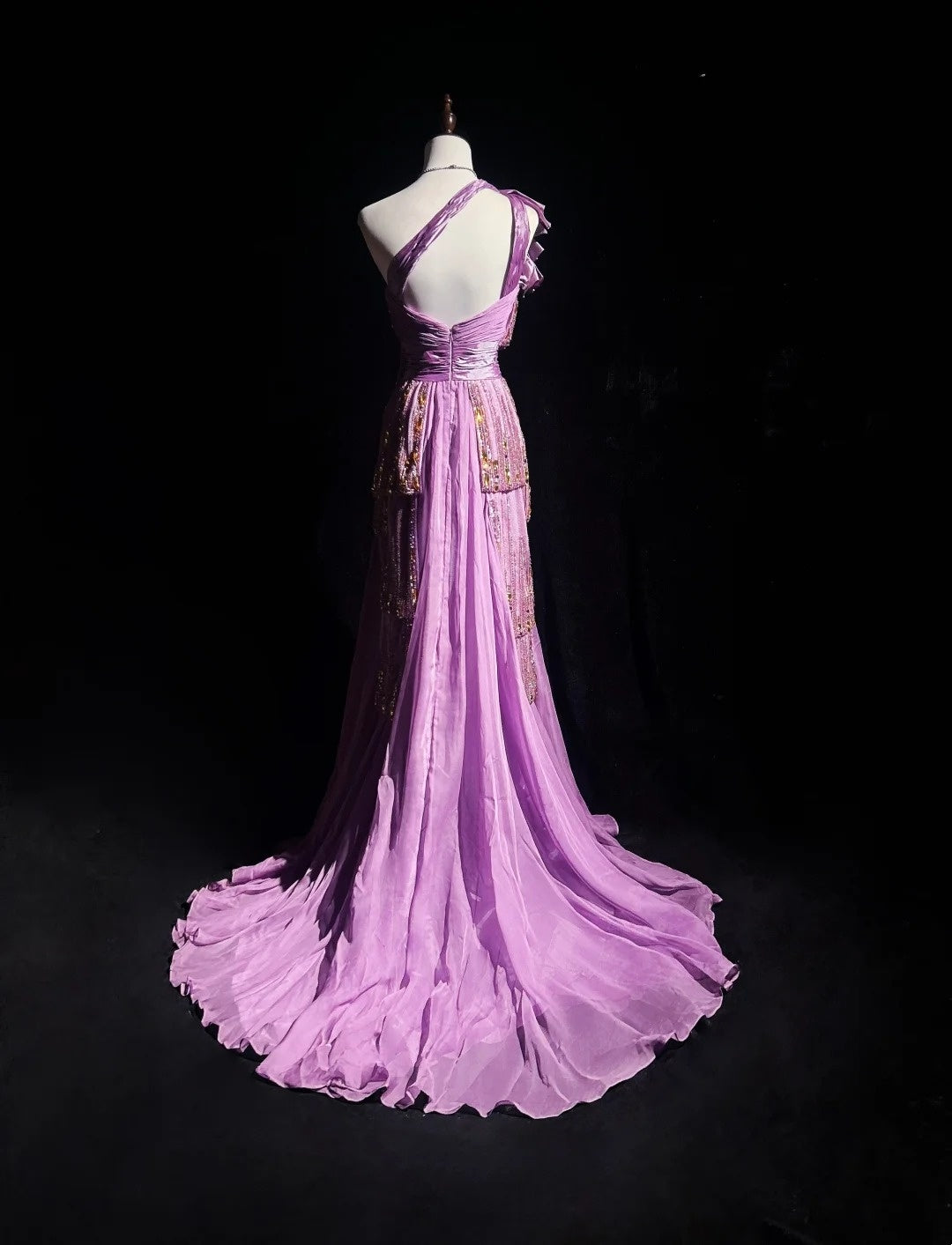 Inspiration Robes de bal vintage, ligne A, une épaule, mousseline lilas, années 1990, avec perles, robes de soirée N3324