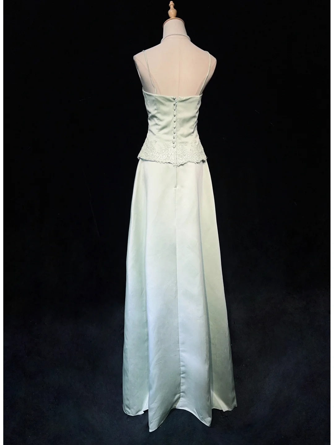 Bescheidene Ballkleider-Inspiration A-Linie Neckholder Hell Salbeigrün Satin mit Spitze für Damen Festliches Kleid N3225