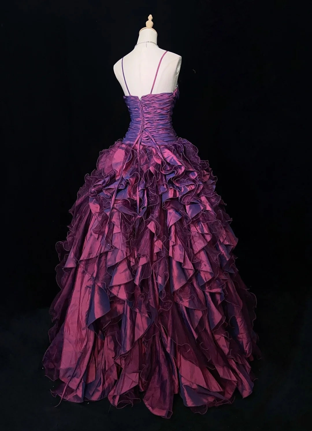 Vintage Ballkleider Inspo Ballkleid Spaghettiträger Lila Tüll Stufenlagen 80er mit Perlen Abendkleider N3357