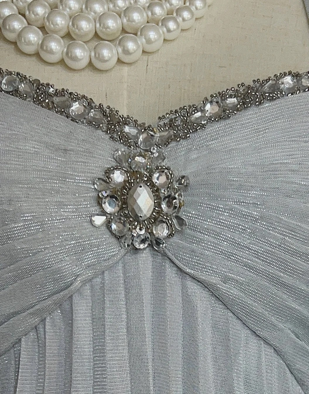 Süßes A-Linien-Spaghettiträger-Kleid in Silber, knielang, zum 18. Geburtstag, Abschlussballkleid N3692