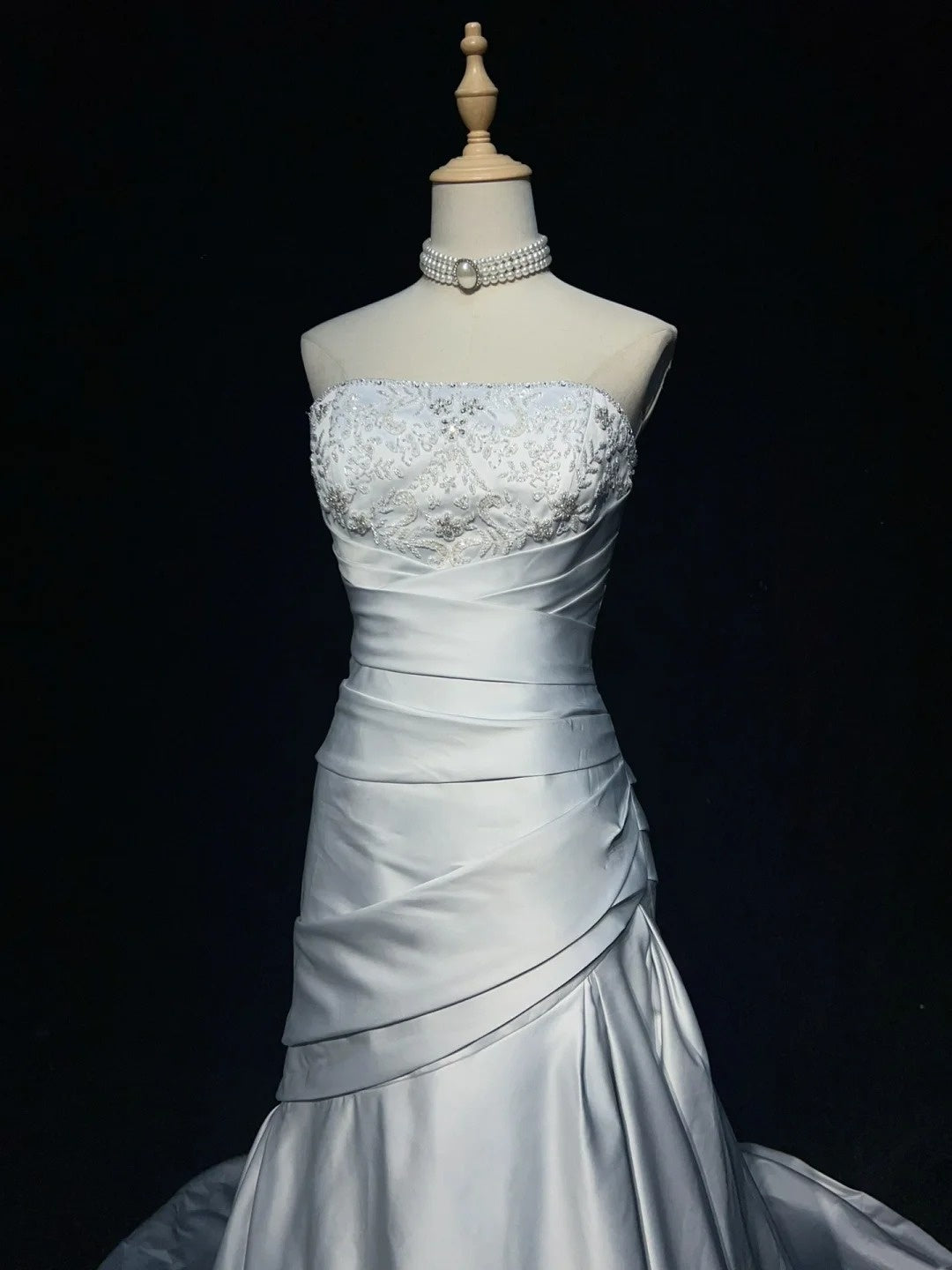 Robes de bal modestes Sirène Asymétrique Bleu Ciel Satin avec Dentelle Longue Robe de soirée N3000