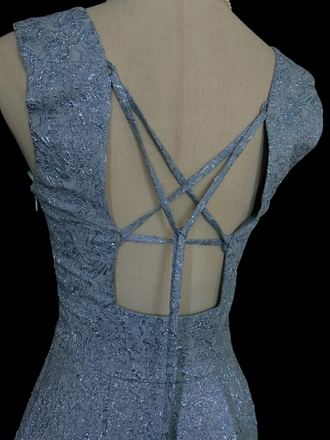 Robes de bal vintage chic asymétriques bleu clair col en V dentelle satinées avec volants robe de soirée longue N3299