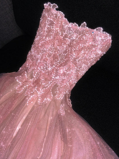 Robe de bal longue rose à pois, sans bretelles et pailletée, idéale pour une soirée formelle ou un 18e anniversaire (N735)