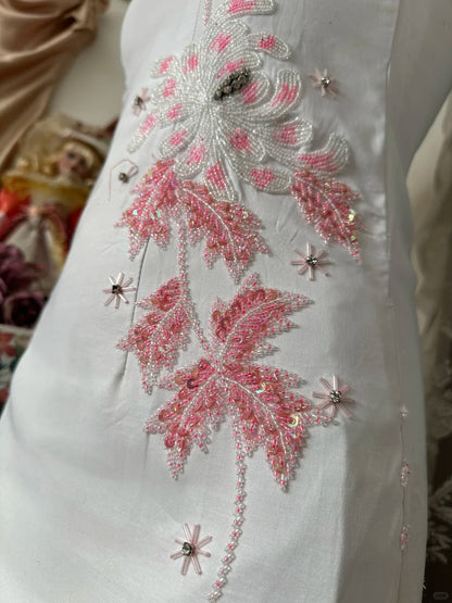 Robes de bal élégantes Fourreau Asymétrique Blanc avec Perles Longues Tenues de Soirée Formelles N3770