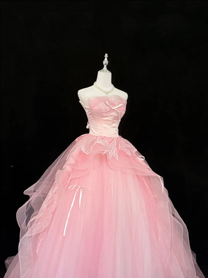 Langes Ballkleid für den 16. Geburtstag, trägerloses, mit Applikationen verziertes langes Abendkleid in Pink RC0301