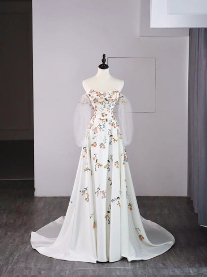 Robe de soirée blanche à imprimé floral, coupe trapèze, décolleté cœur et manches longues, idéale pour les jeunes filles en quête d'une remise de diplômes (N1172).