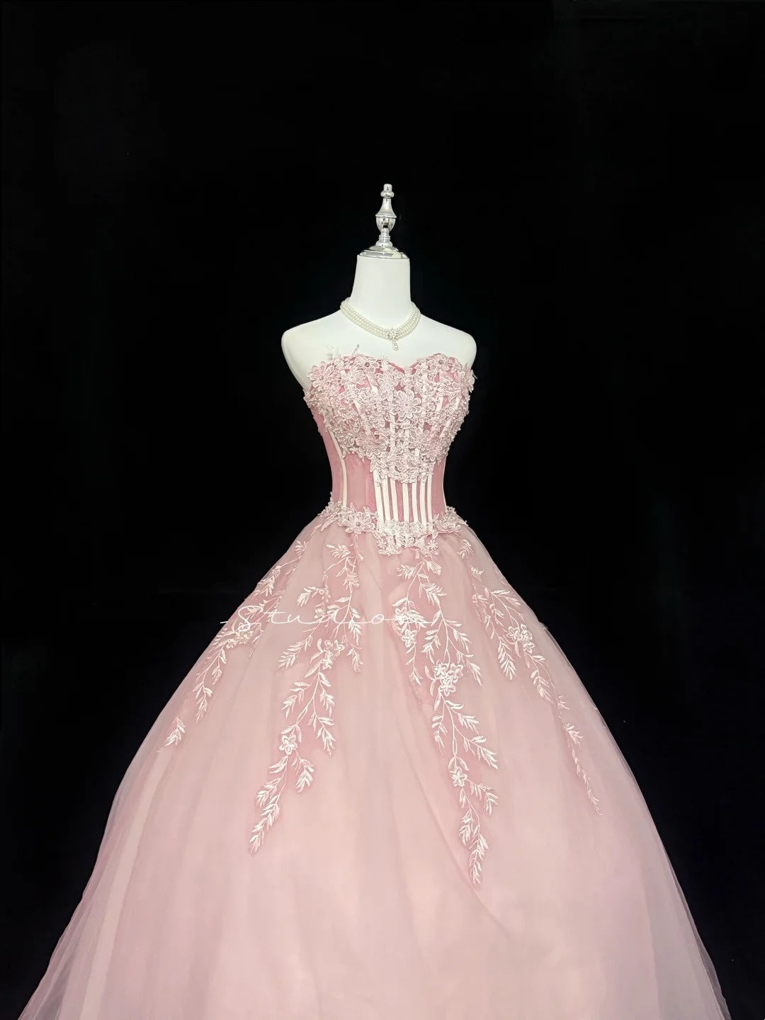 Sweet 16 Dresses Long Ball Gown Sweet Sixteen Long Birthday Dress Sweetheart With Lace Appliqued Pink Formal Gown RC0302