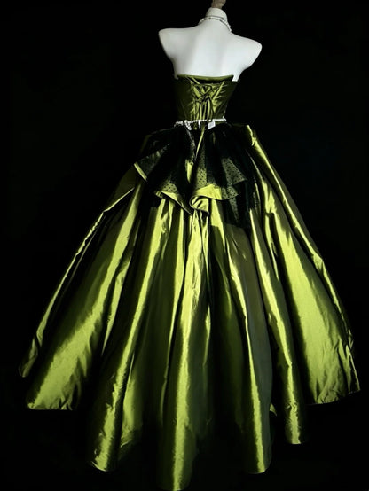 Robe de bal de princesse bustier en satin vert olive avec volants, robes de bal de promo Sweet 16, robe de Quinceañera N4190