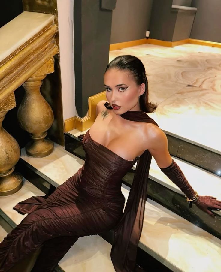 Robe de bal longue bordeaux sirène bustier avec foulard et gants - Inspiration robe de soirée formelle N448