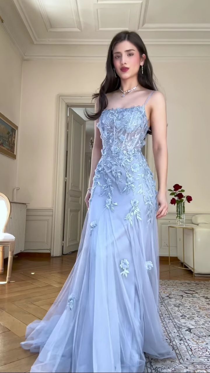 Robe de bal longue sirène sans manches en dentelle bleu clair AB1719