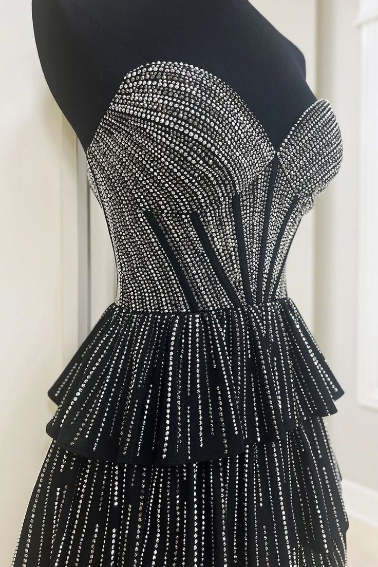Robes de bal de princesse spéciales scintillantes et délicates avec volants RB3204